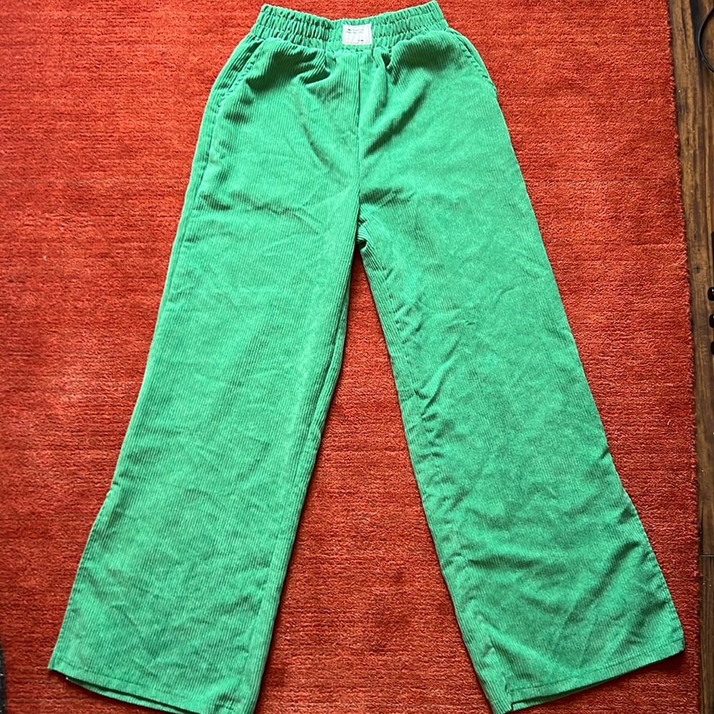 NWOT Straight Leg Green Corduroy Pants with Elastic waistband